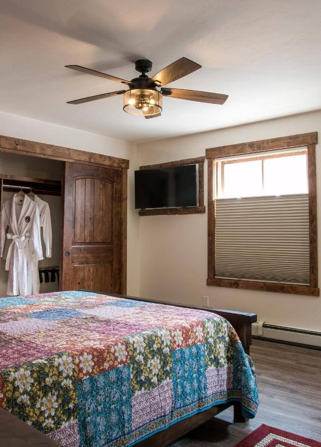 Superior Queen Room